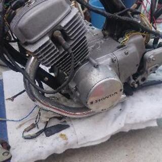 【取引決定】CB125(6v)エンジン フレーム付き
