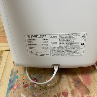 シャープ除湿機　CV-71-W 2019年の画像