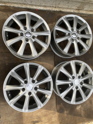 16インチ　アルミホイール