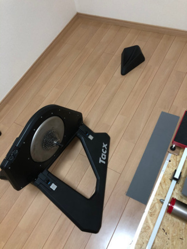 スマートトレーナー tacx neo t2800 引取限定