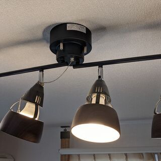 シーリングライト＋電球4つ＋リモコン付き