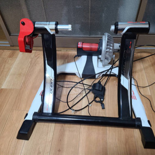 ローラー台 QUBO HYDROMAG　中古
