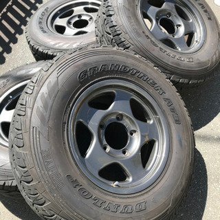 275\70R16 ランクル　プラド　サーフ　ハイラックスの画像