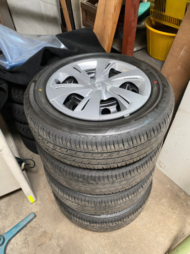 タイヤ　185/65r15ブリヂストン　エコピア　2021年製　新車外し