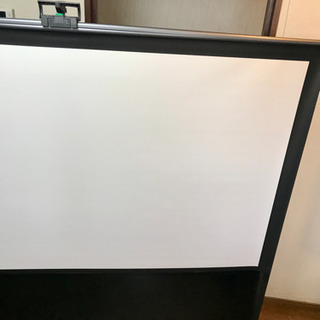 プロジェクター、80型ワイドスクリーン　セットの画像