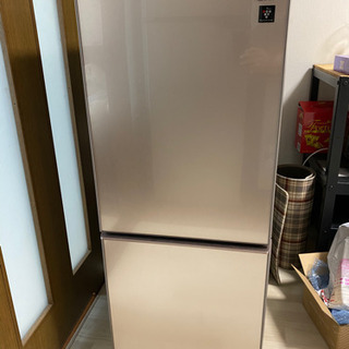 シャープ　冷蔵庫　2019に購入したものの画像