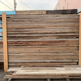 DIY 足場古材など古材の穴場、TVでおなじみ。パレットハウスジャパン　DIYや店つくりにバッチリ！の画像