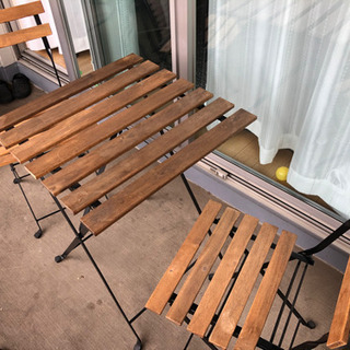 IKEA テルノーガーデンテーブル＋チェア2脚
