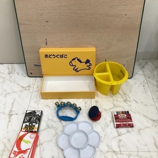 登美幼稚園　物品8点