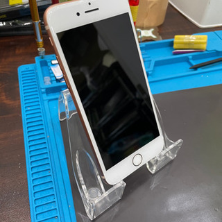 【売却済み】iPhone8 256GB ゴールドSIMフリー端末【大容量256GB】【バッテリー新品】の画像