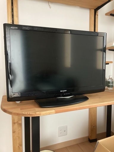 SHARP AQUOS 32型 2011年製　液晶テレビ