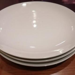 【無料】大皿3枚【5月20日処分予定】の画像