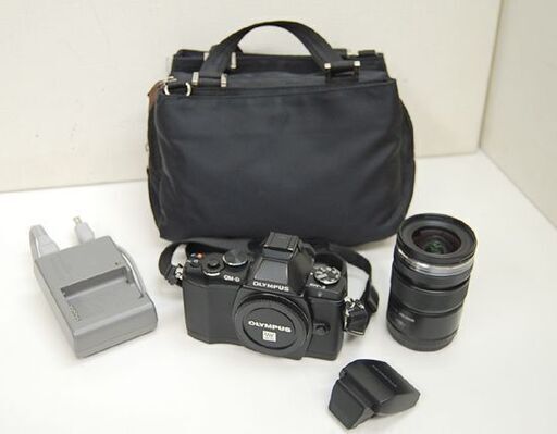 OLYMPUS デジタルミラーレス一眼 カメラ OM-D E-M5 12-50mm 1:3.5-6.3 EZ ブラック オリンパス ポーチ付き 札幌市 清田区 平岡