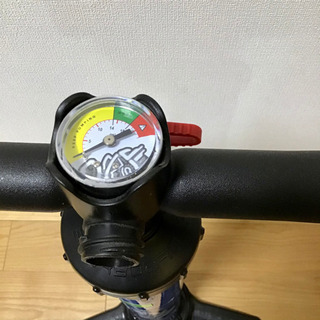 SUP インフレータブル  手動エアポンプ（中古）の画像