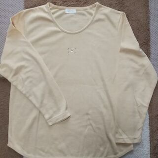 長袖Tシャツ　橙色　美品