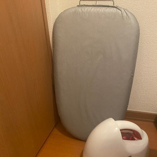 スチームアイロン　アイロン台セット