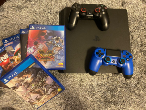 PlayStation 4 プレステ4 (コントローラ2つソフト6つ付き)