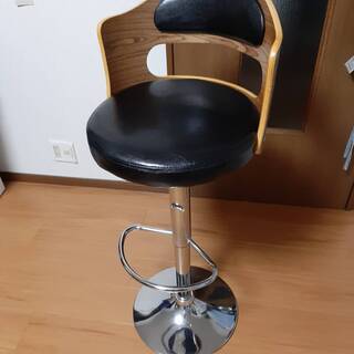 カウンターチェアの画像