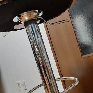 カウンターチェアの画像