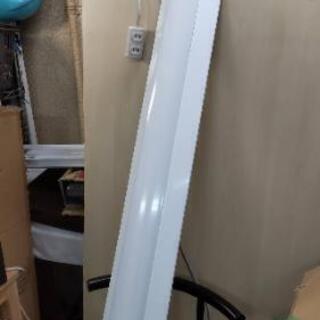 LED 照明器具 蛍光灯 40w中古品です。
