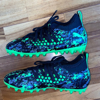 【新品 未使用】プーマ　サッカー スパイク シューズ　20.0cmの画像