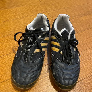 メンズ　アディダススニーカー25cm