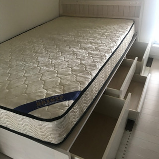 マットレス、ベッドフレームセット　セミダブル