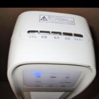 縦長 縦型 扇風機 黒色の画像