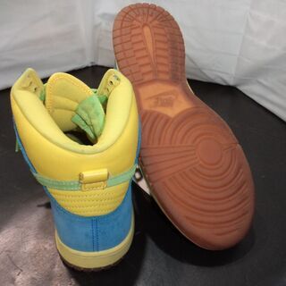 【愛品倶楽部柏店】NIKE DUNK HIGH PRO SB MARGE SIMPSON ナイキ エスビー ダンクハイ マージ シンプソン 305050-731【問合わせ番号：107-045005 002】柏市周辺（柏、松戸、流山、我孫子）出張買取 持込買取 引越し 処分 不要 生前整理 遺品整理 ご相談を！【店舗同時販売中】の画像