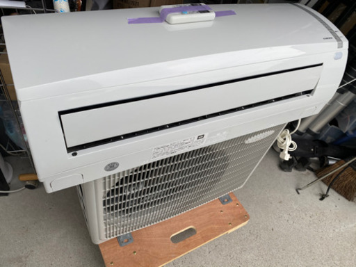 お薦め品‼️コロナルームエアコン 6畳用 2.2kW 2019年