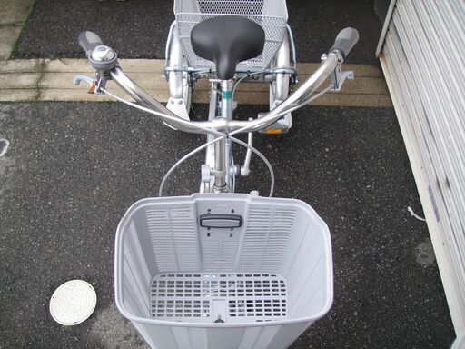 ブリヂストンワゴン 三輪車 BW10 18/16インチ 三輪自転車