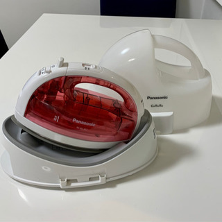 【5/22お取引予定】【美品】コードレススチームアイロン　Pan...