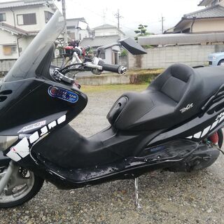 ヤマハのマジェスティ125　カスタム　エンジンセル始動できます。
