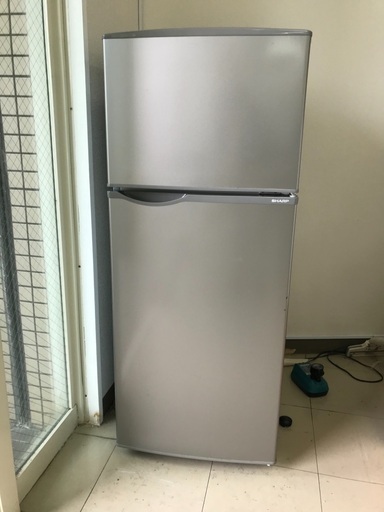 2ドア冷蔵冷凍庫