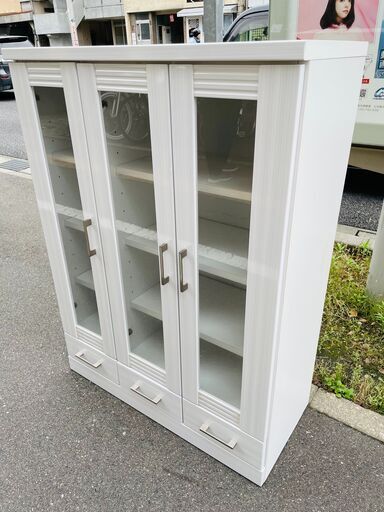 【リサイクルショップどりーむ荒田店】　8208　食器棚　収納棚　ホワイト　！人気カラー！