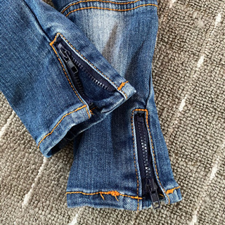 子ども服　partypartyジーパン100㎝の画像