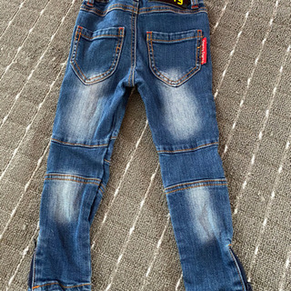 子ども服　partypartyジーパン100㎝