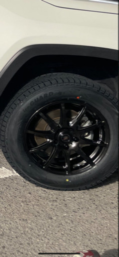 【9月限定値下げ】スタッドレスタイヤ　SUV