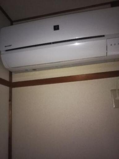 2016年式　SHARP　冷暖房エアコン　商談中