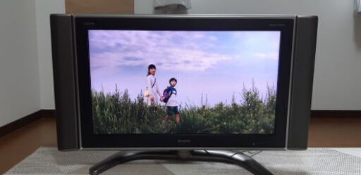 液晶カラーテレビ　シャープ　AQUOS 32型
