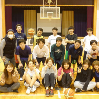 左手は添えるだけ🏀👋