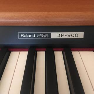 Roland DP-900（ローランド電子ピアノ）