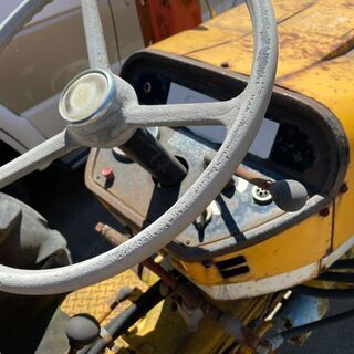 古いトラクター　コマツインターナショナル　242の画像