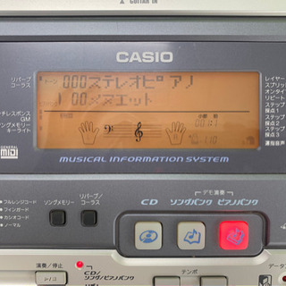 値下げしました　CASIO 光ナビゲーション 電子ピアノ スタンド付きの画像