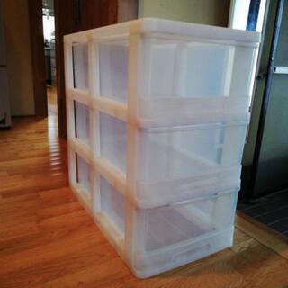 プラスチック製3段衣装ケース