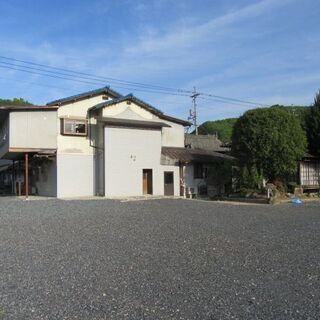 1000坪を超える国道沿いの醸造所の跡地　　居宅・車庫付き