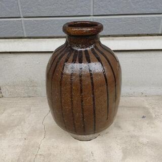 侘びさび　壷　花瓶の画像