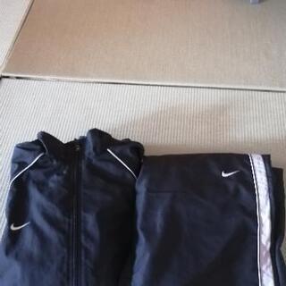 ナイキジャージ上下セットの画像