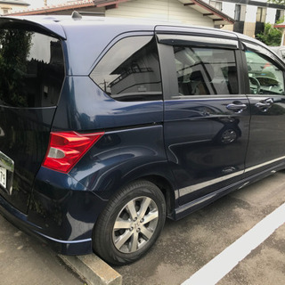 平成21年10月式  ホンダ　フリード　G L パッケージ 、左側パワースライドドア、ETC /ナビ/フルセグ・デジタルTV 、バックカメラ、アルミの画像