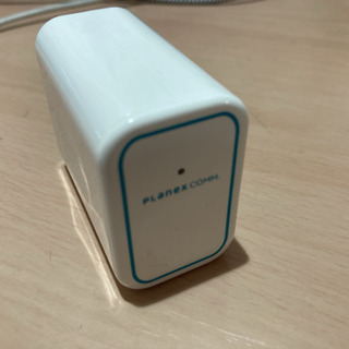 【コンパクトWiFiルーター】コンセント取付型